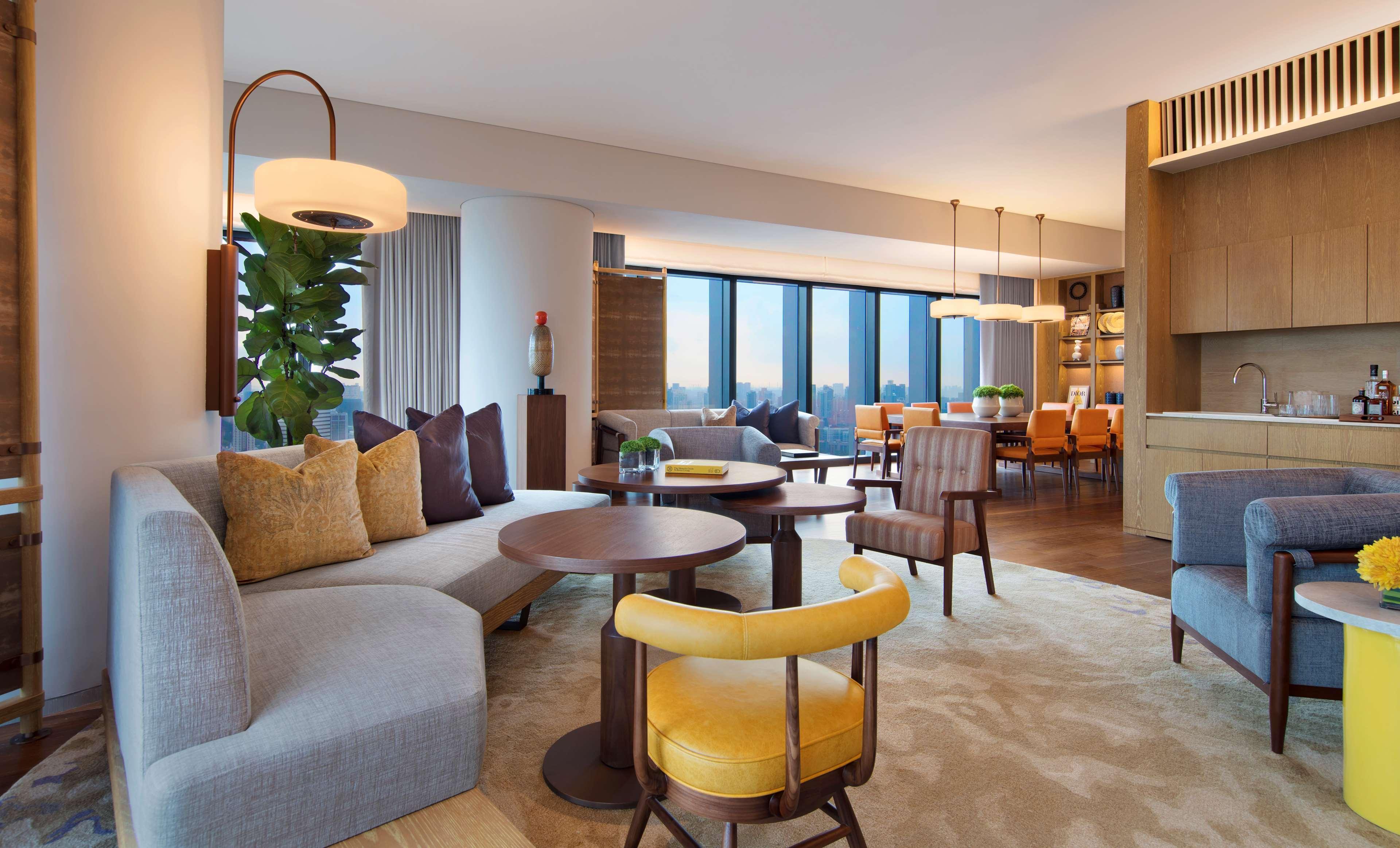 Andaz Singapore, By Hyatt Kültér fotó A suite at the hotel