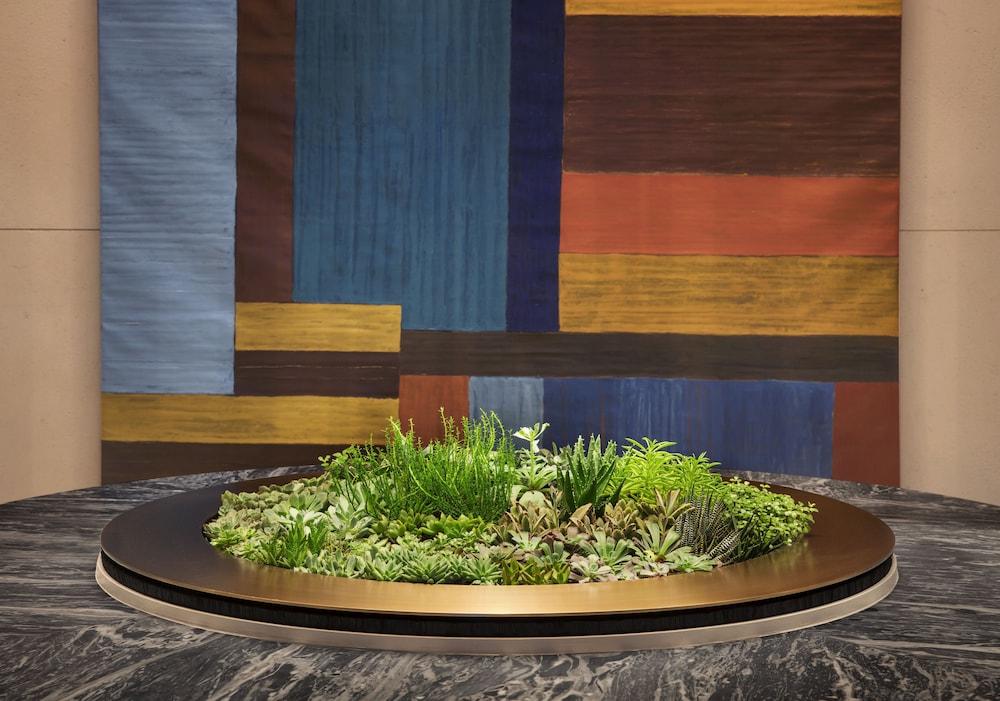 Andaz Singapore, By Hyatt Kültér fotó The sculpture in 2018